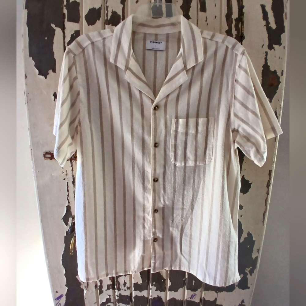 NWOT Cream With Tan Stripe Large By Old Navy